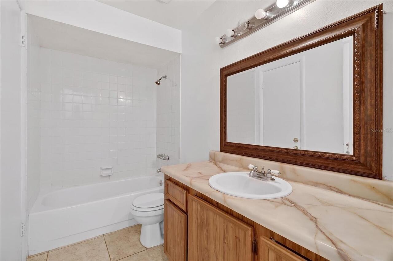 Listing Photo 14