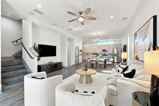 Listing Photo 6