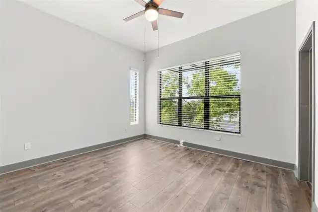 Listing Photo 33