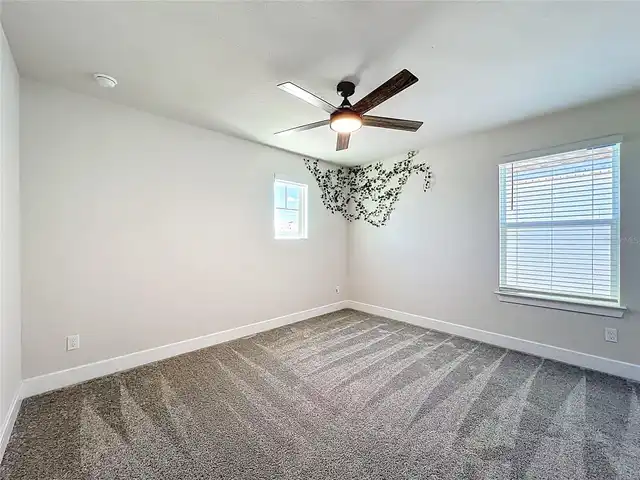 Listing Photo 24