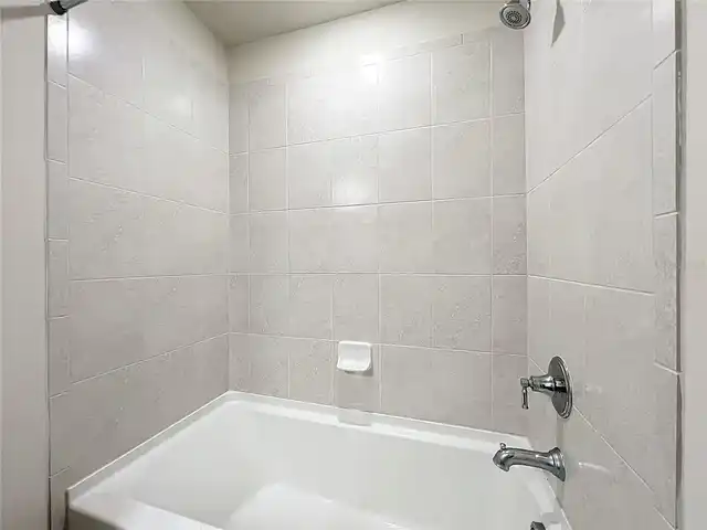 Listing Photo 34