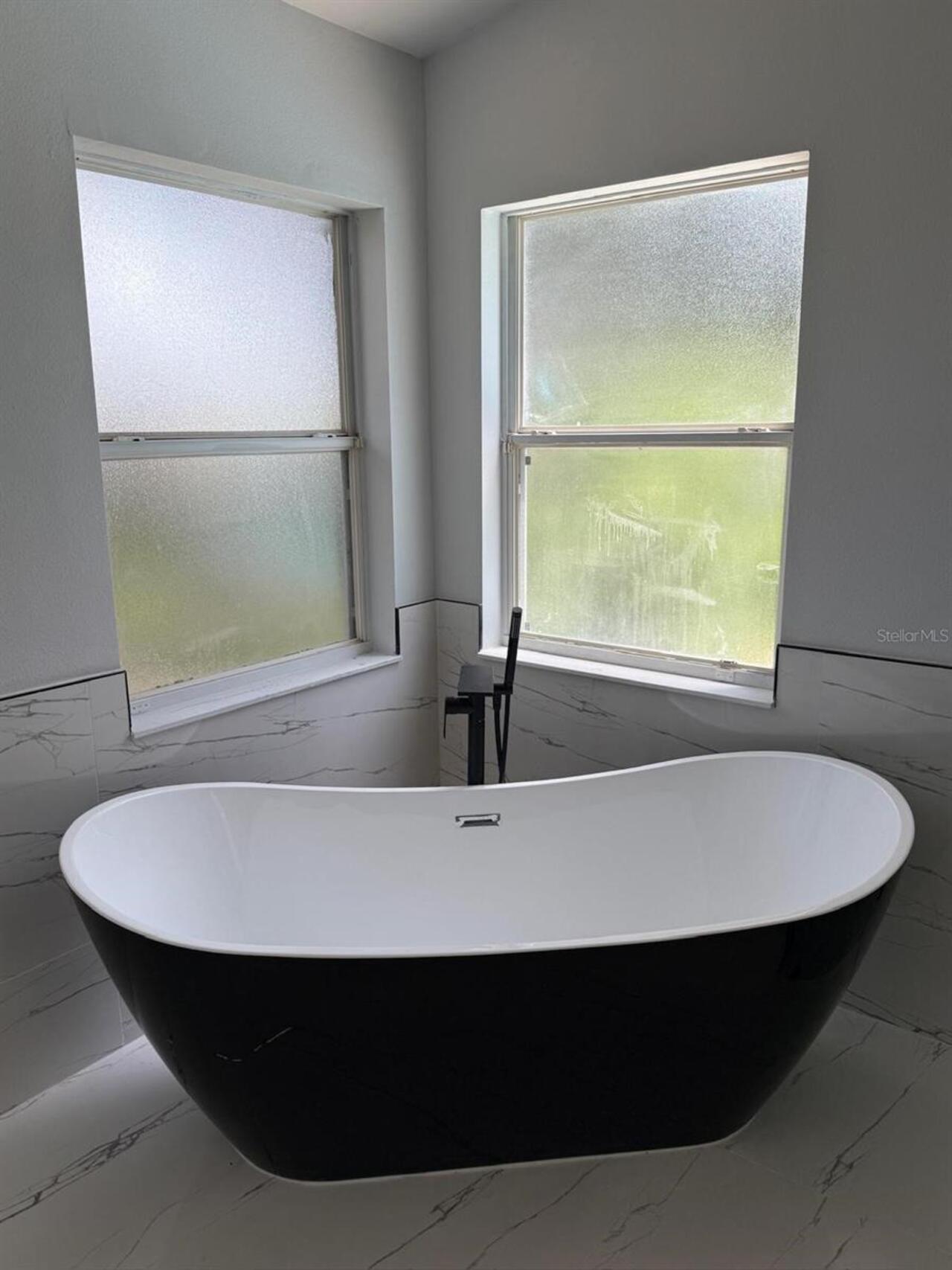 Listing Photo 22