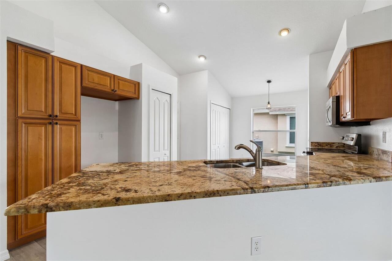 Listing Photo 9
