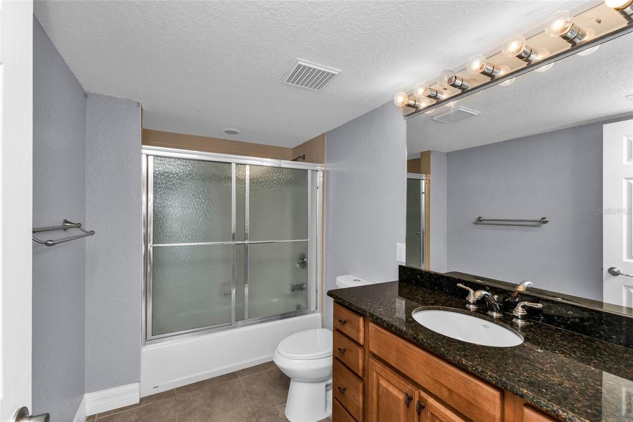 Listing Photo 17