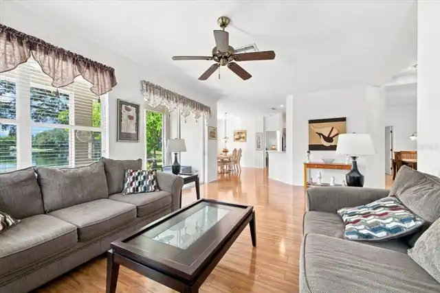 Listing Photo 7
