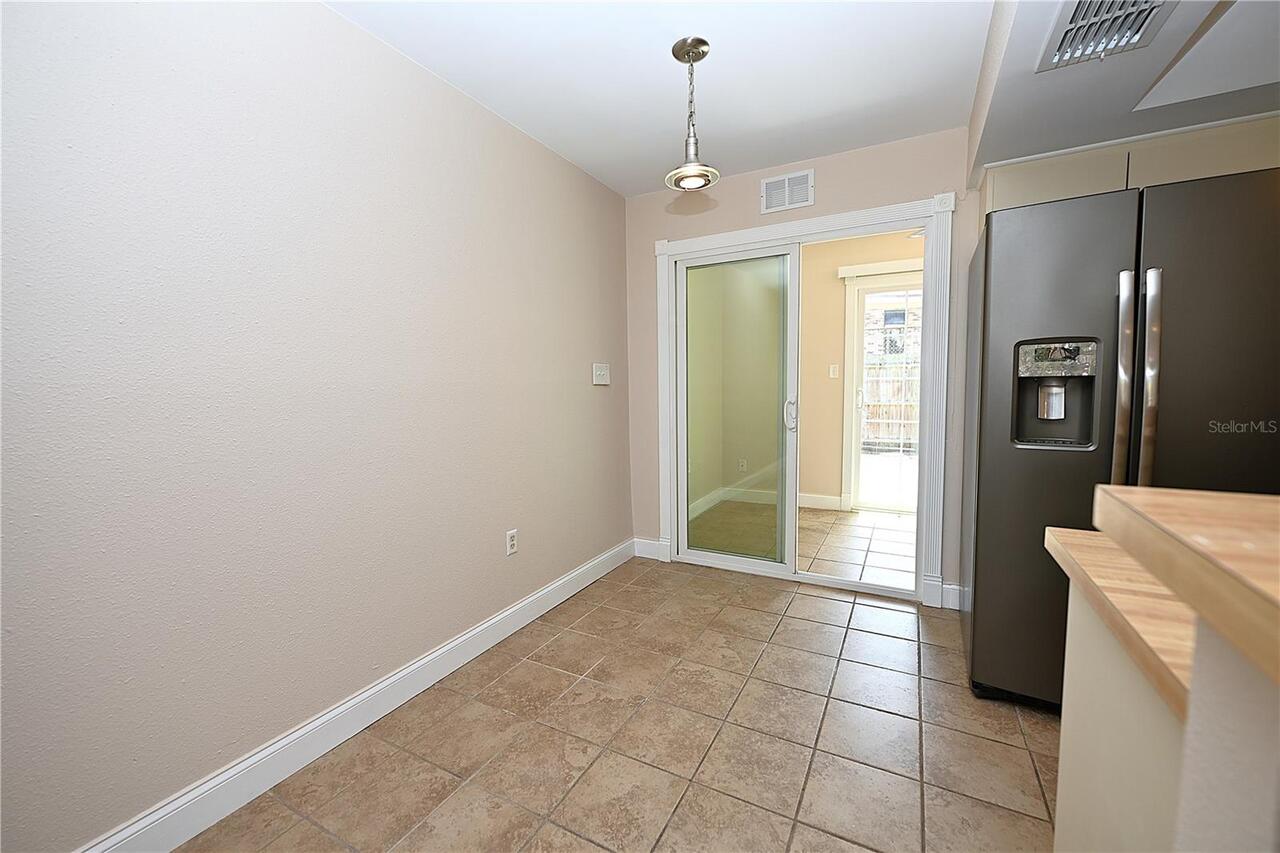 Listing Photo 9