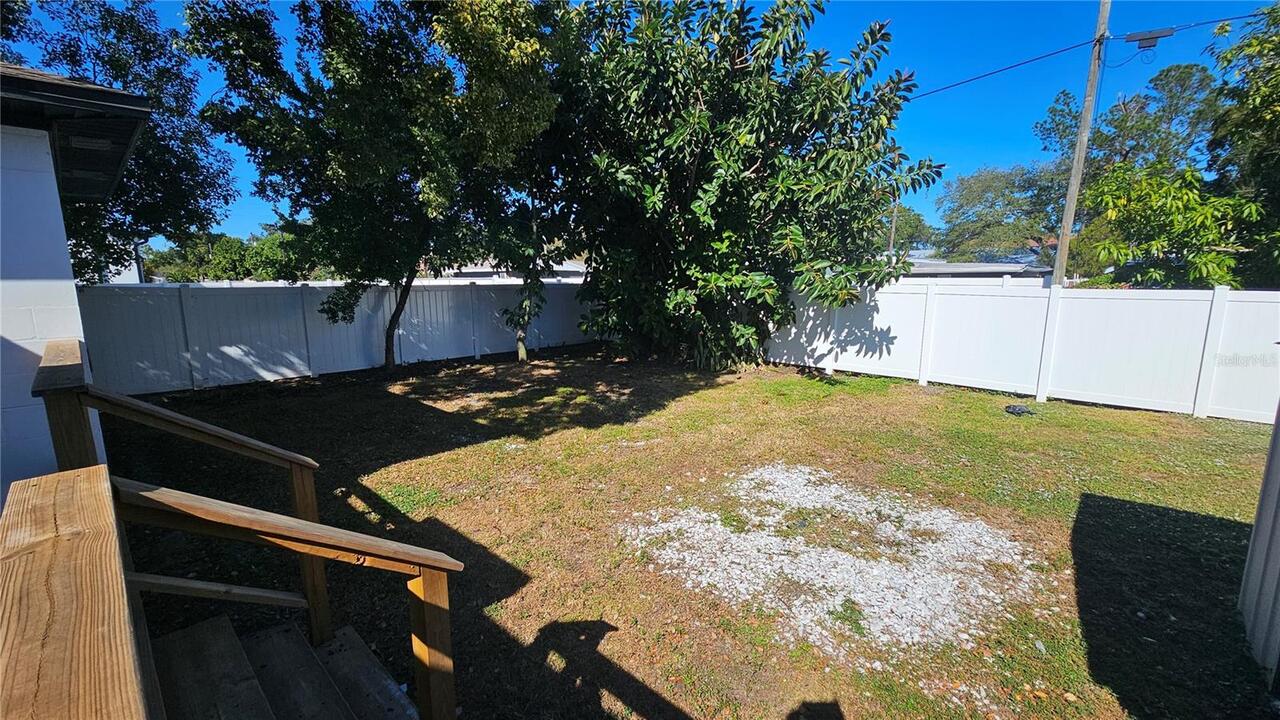 Listing Photo 17