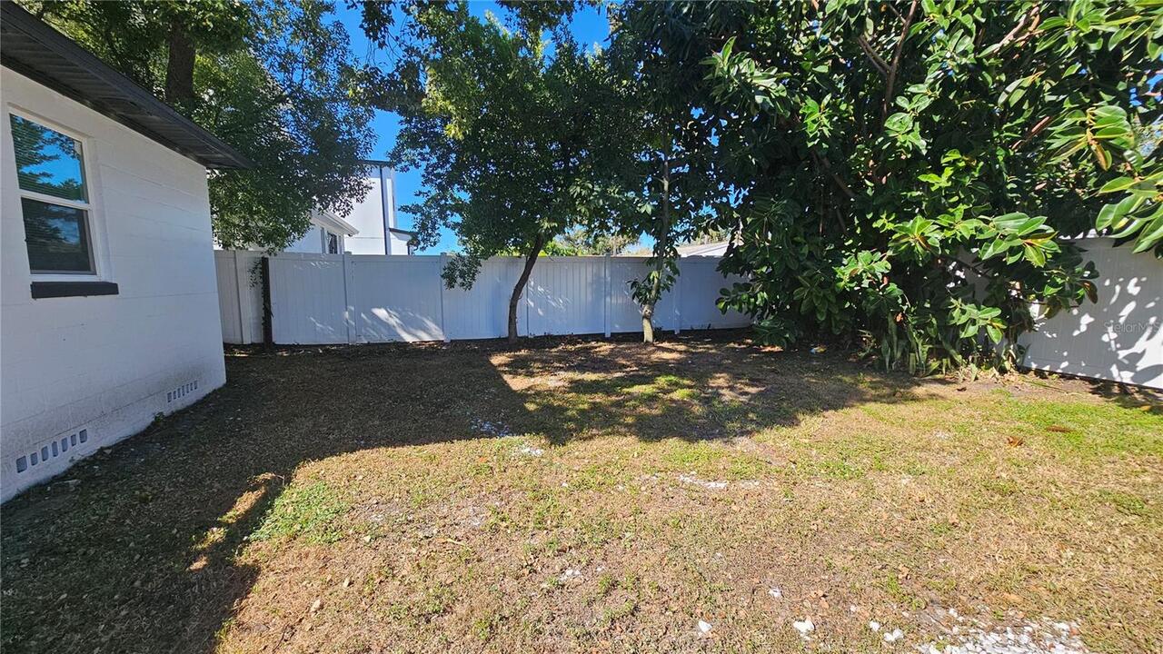 Listing Photo 20