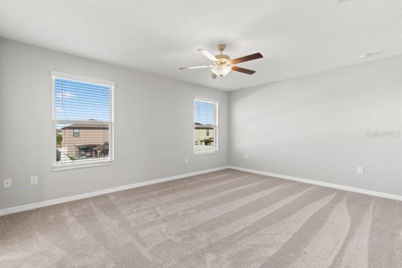 Listing Photo 9