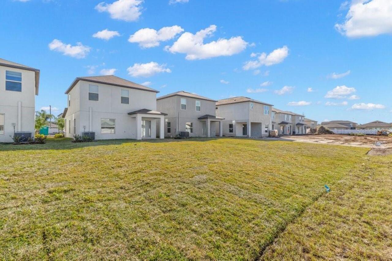 Listing Photo 16