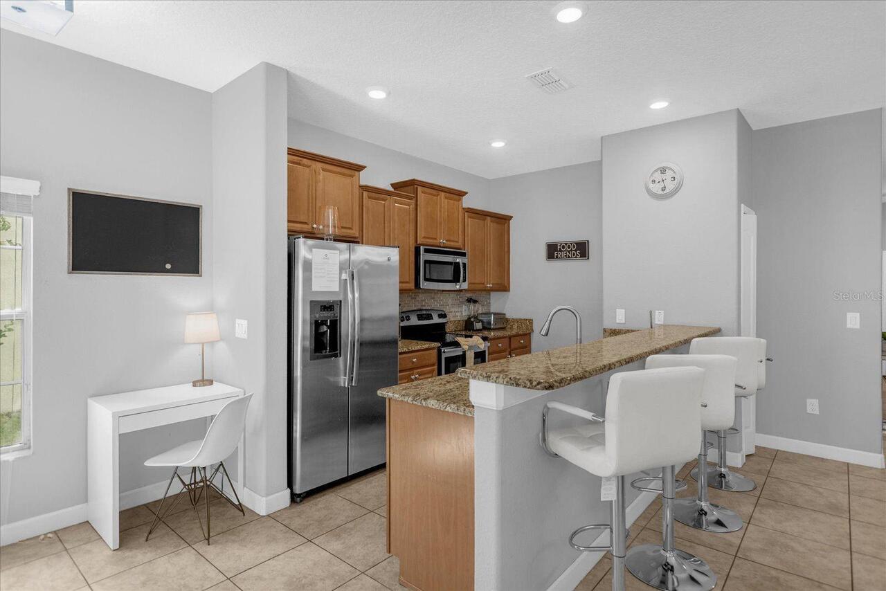 Listing Photo 8