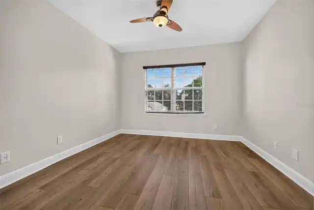 Listing Photo 20