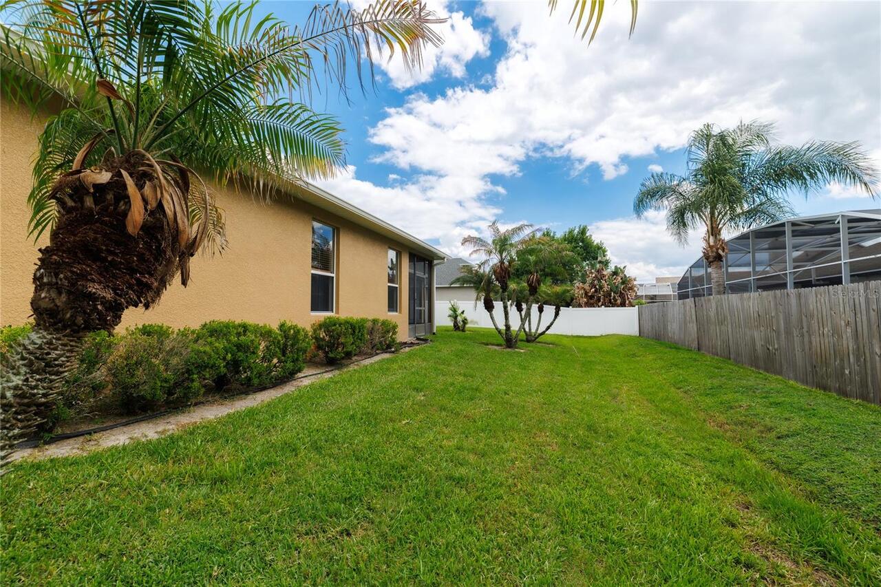 Listing Photo 11