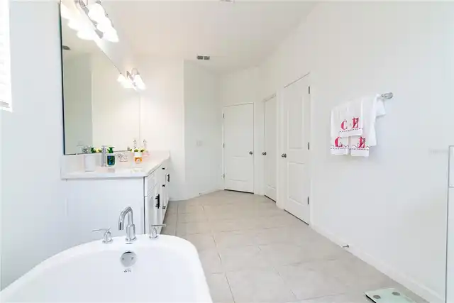 Listing Photo 33