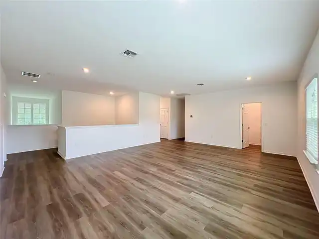 Listing Photo 41