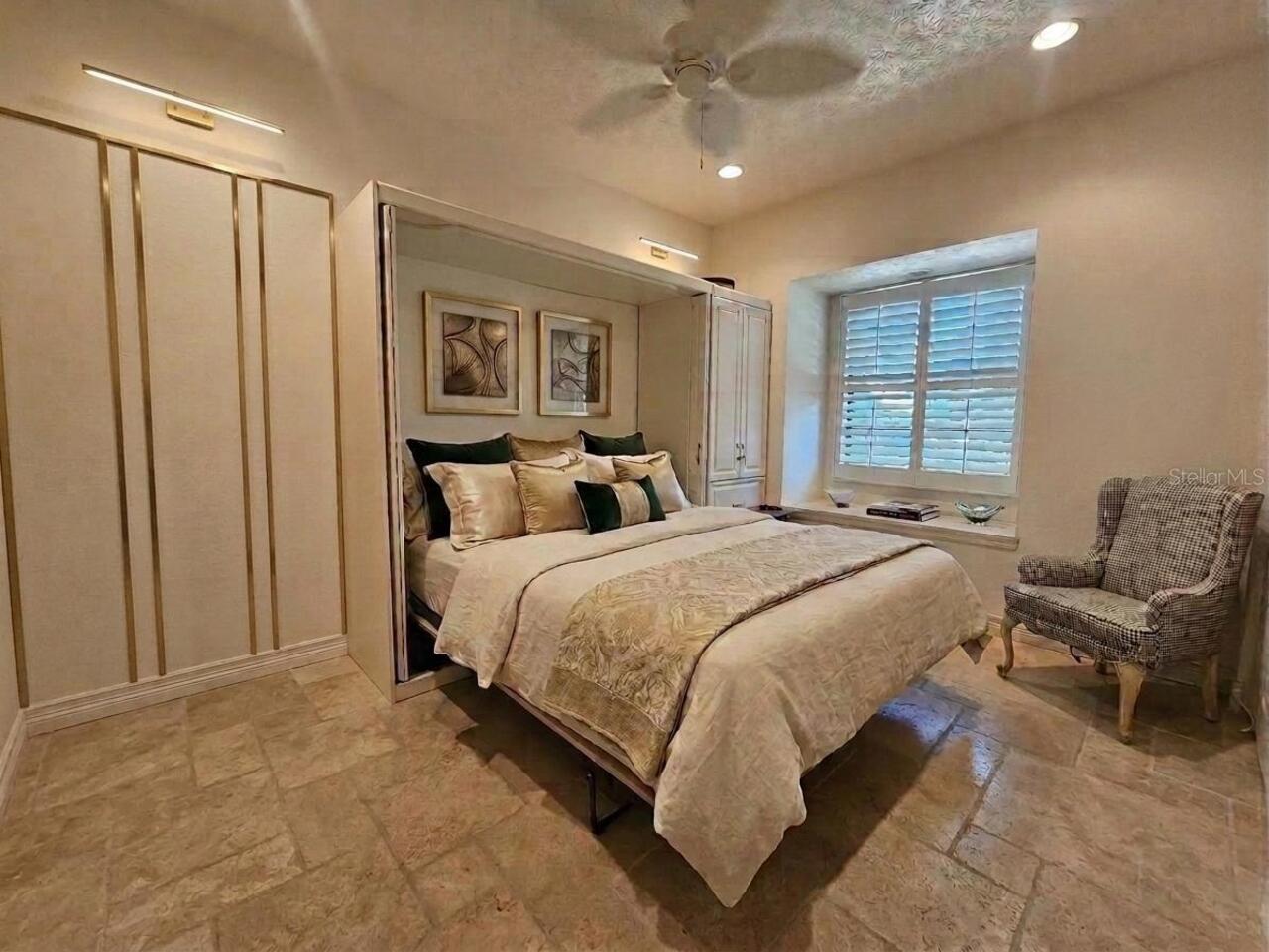 Listing Photo 11