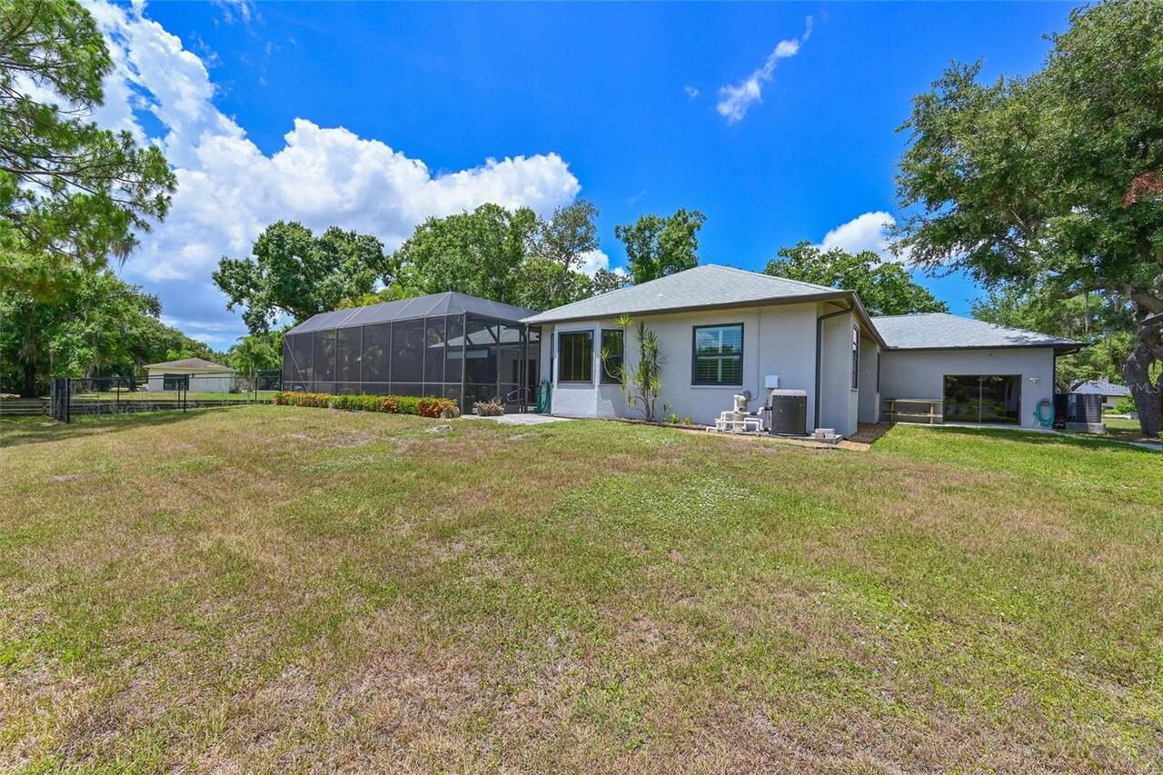 Listing Photo 43