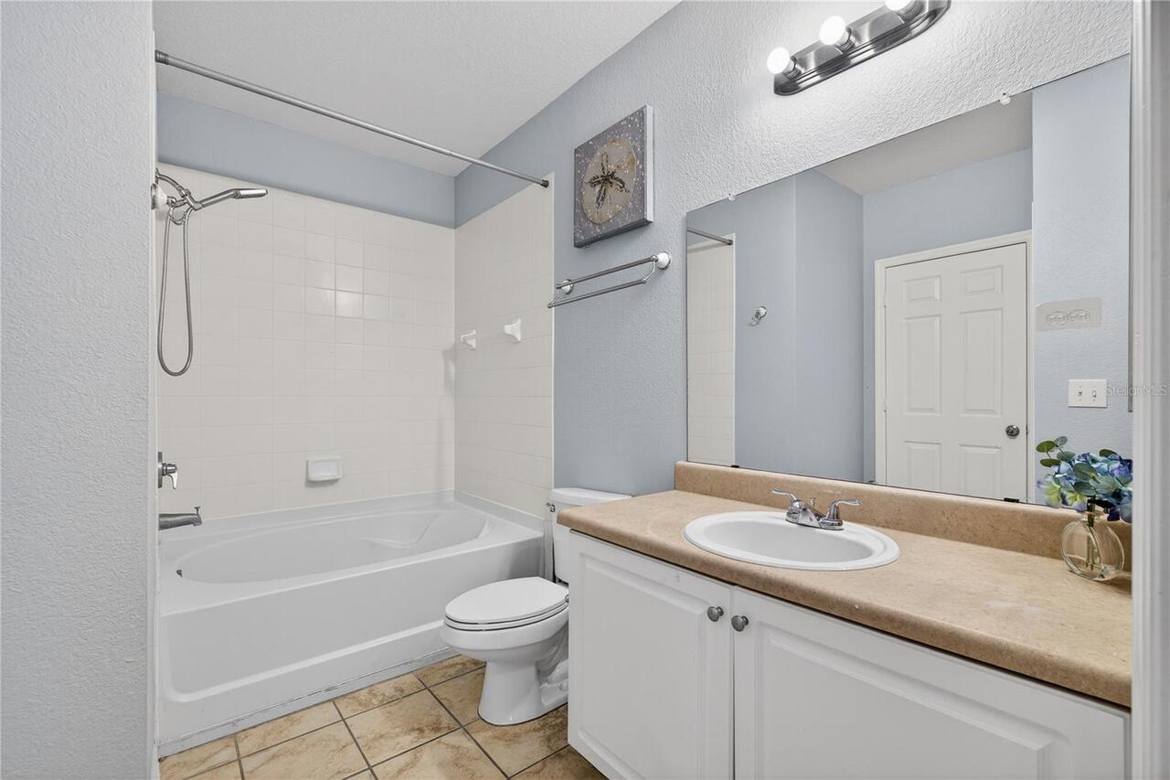 Listing Photo 17