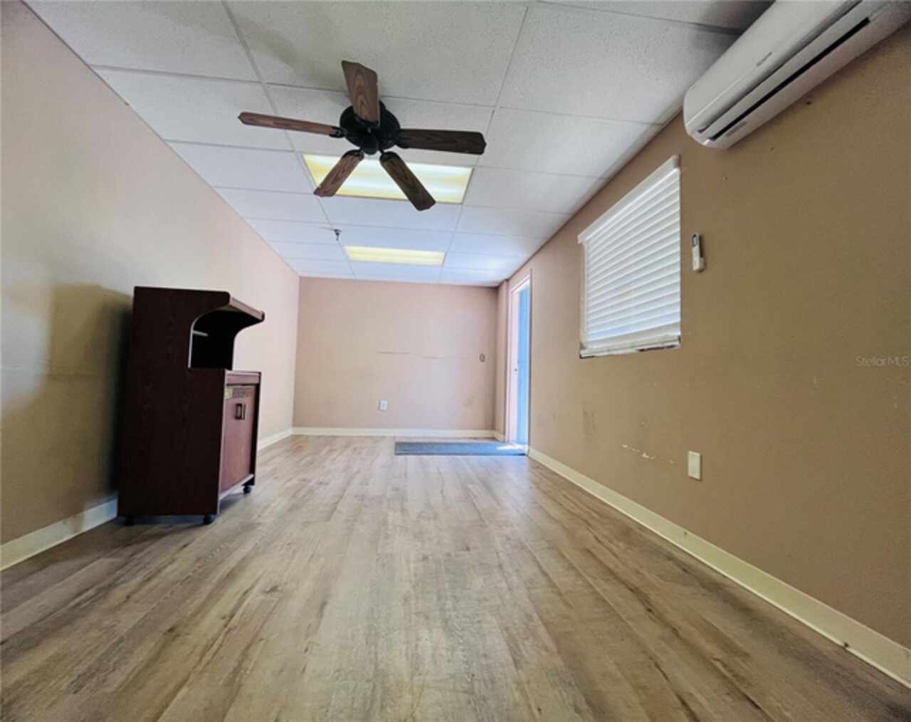 Listing Photo 10