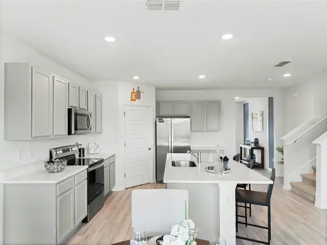 Listing Photo 13