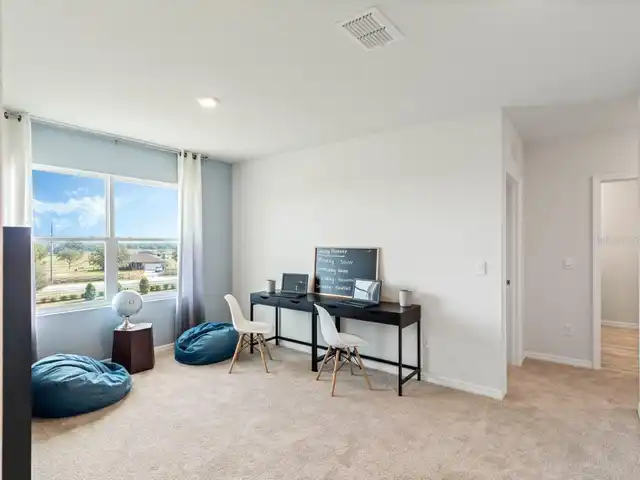 Listing Photo 17