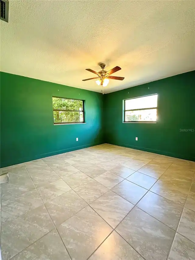 Listing Photo 24
