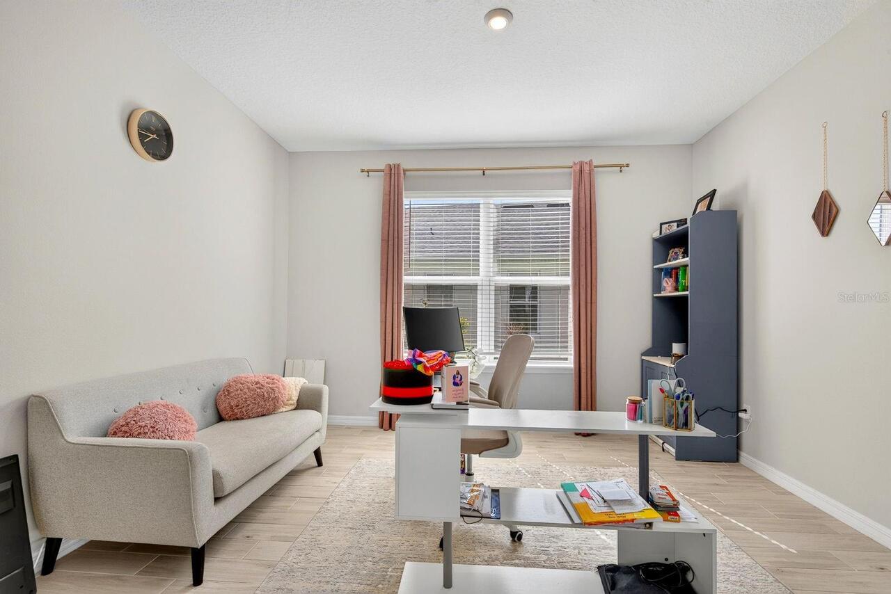Listing Photo 10