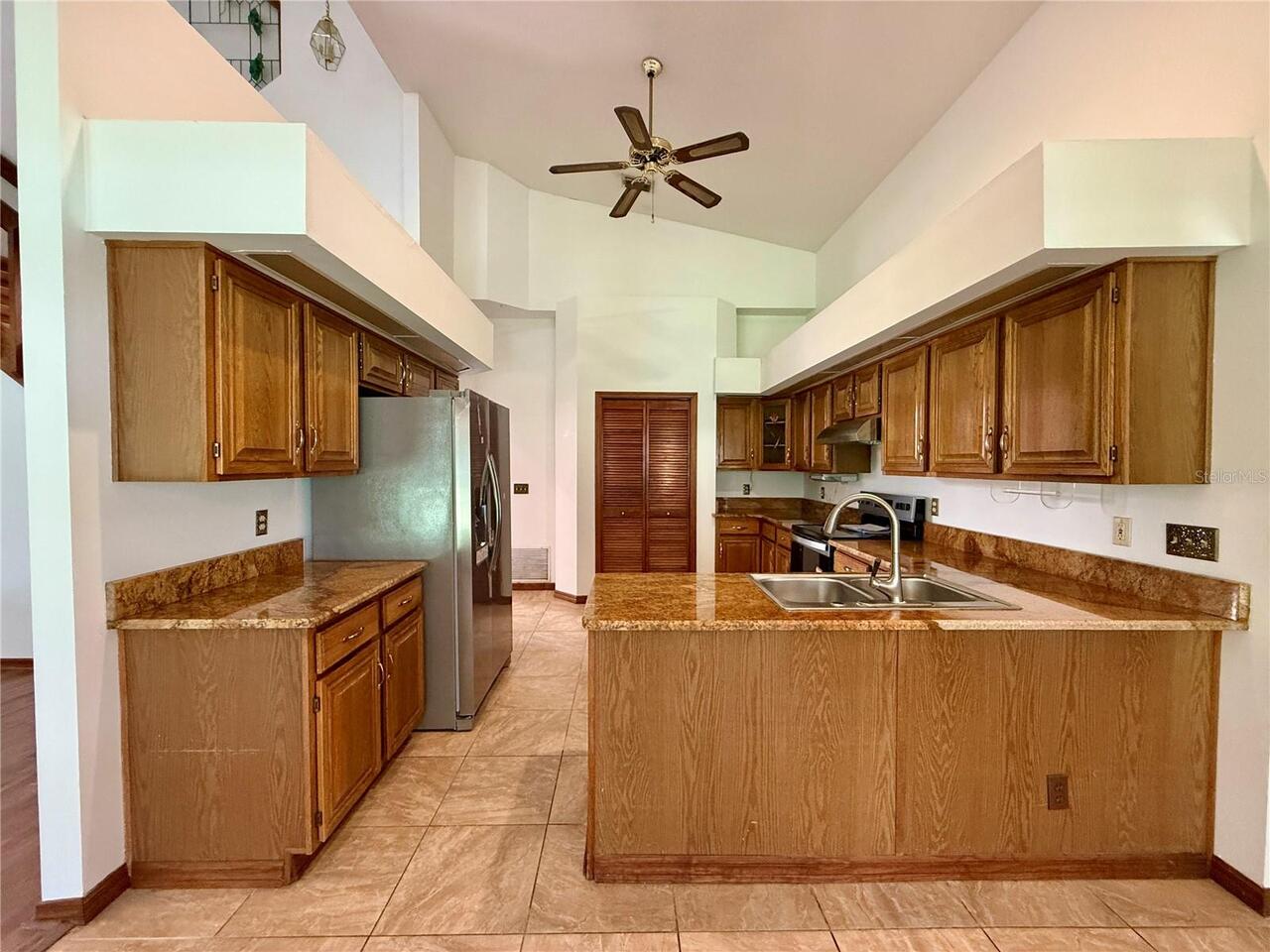 Listing Photo 9