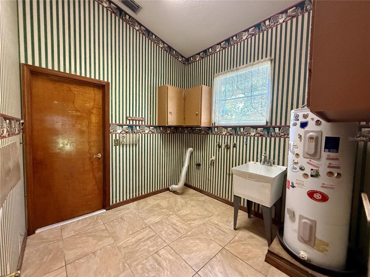 Listing Photo 14