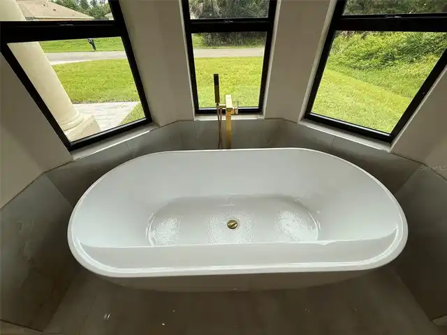Listing Photo 22