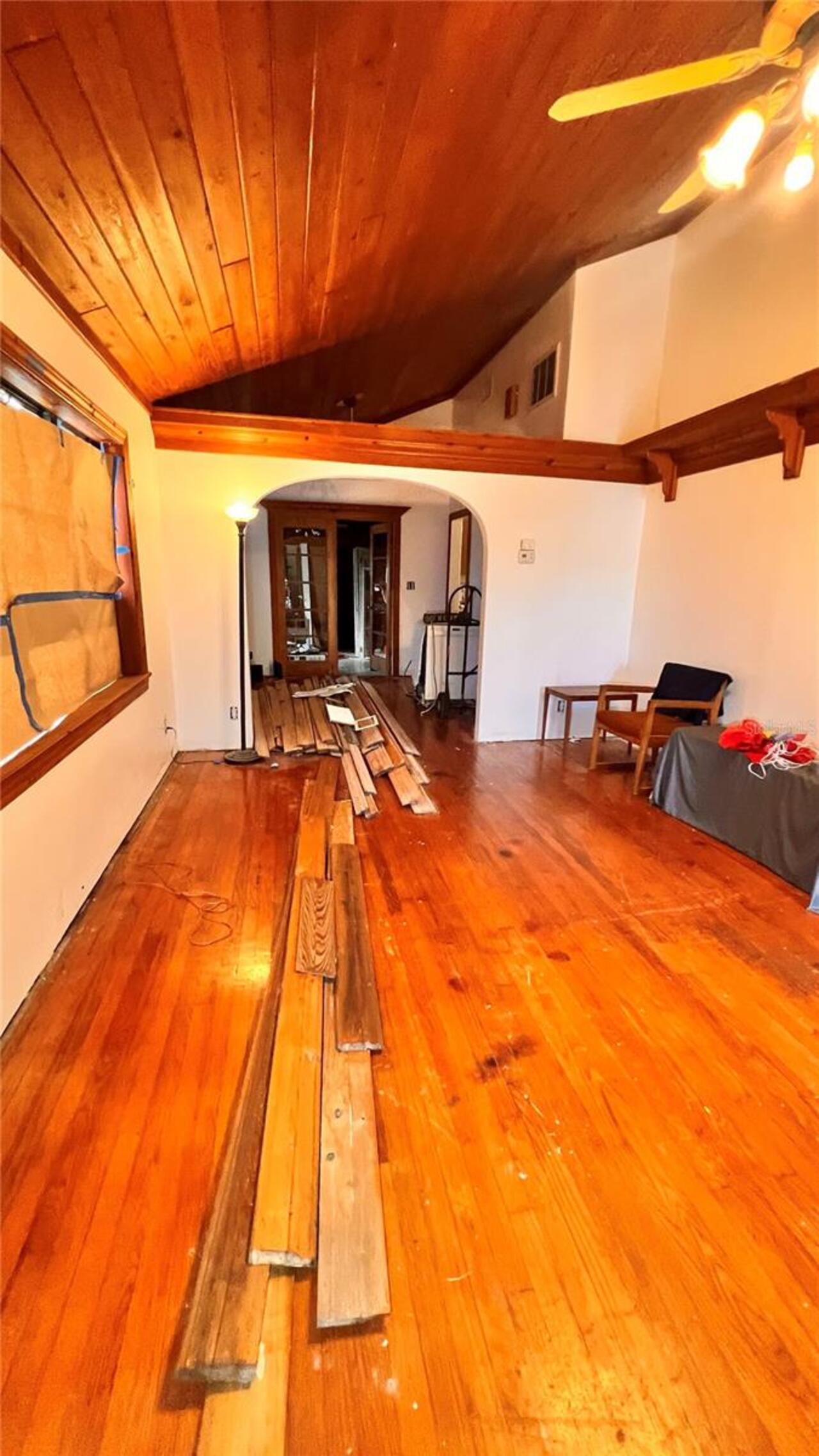 Listing Photo 9
