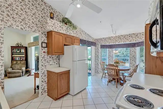 Listing Photo 7
