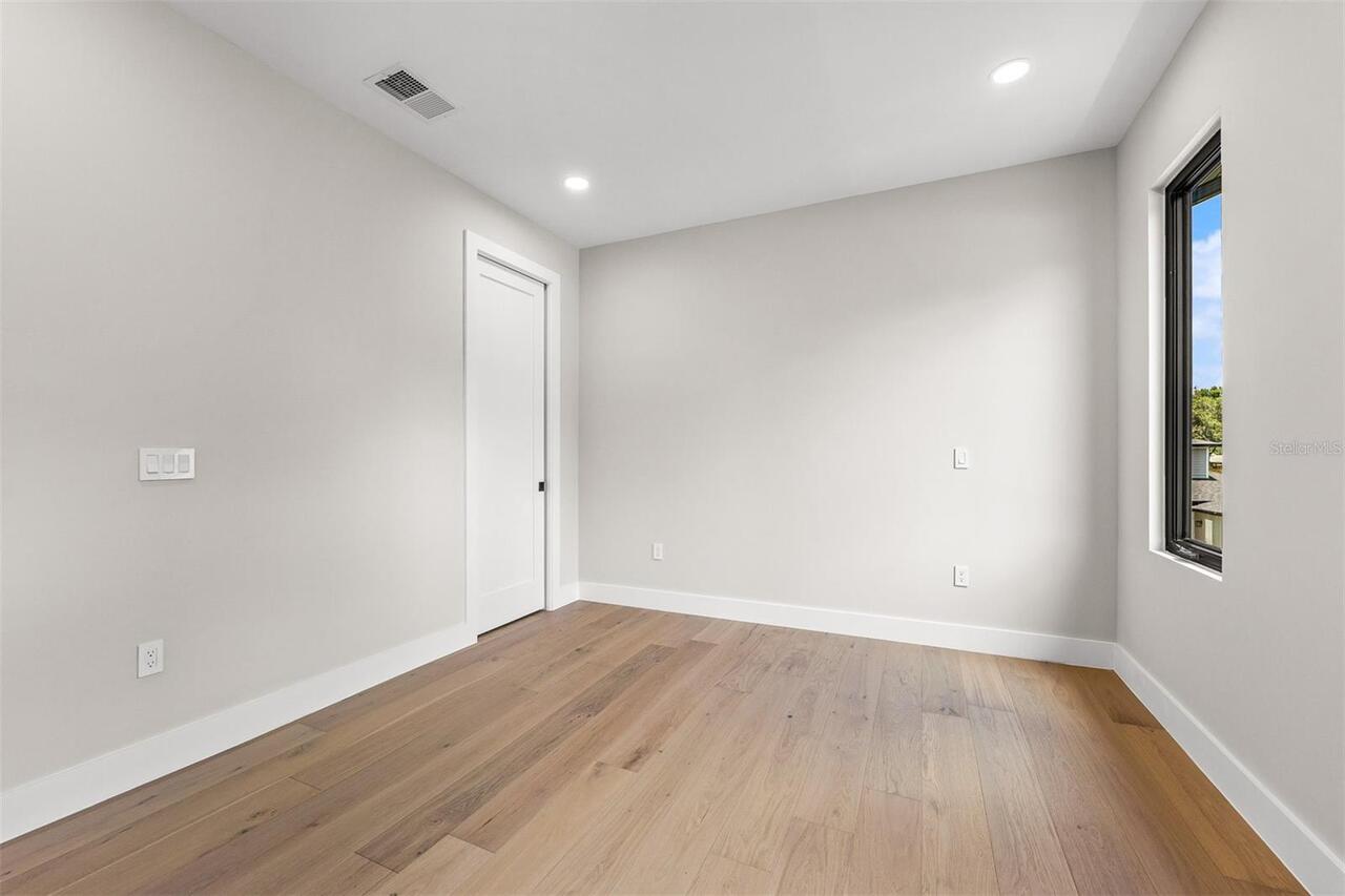 Listing Photo 52
