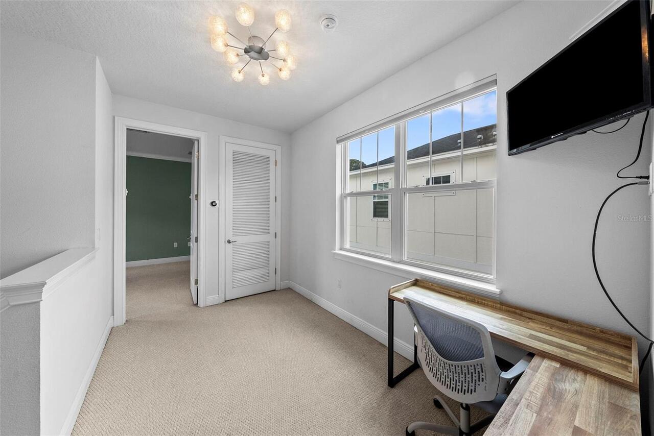 Listing Photo 16