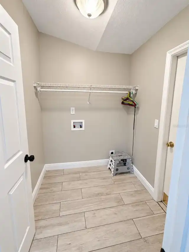 Listing Photo 14