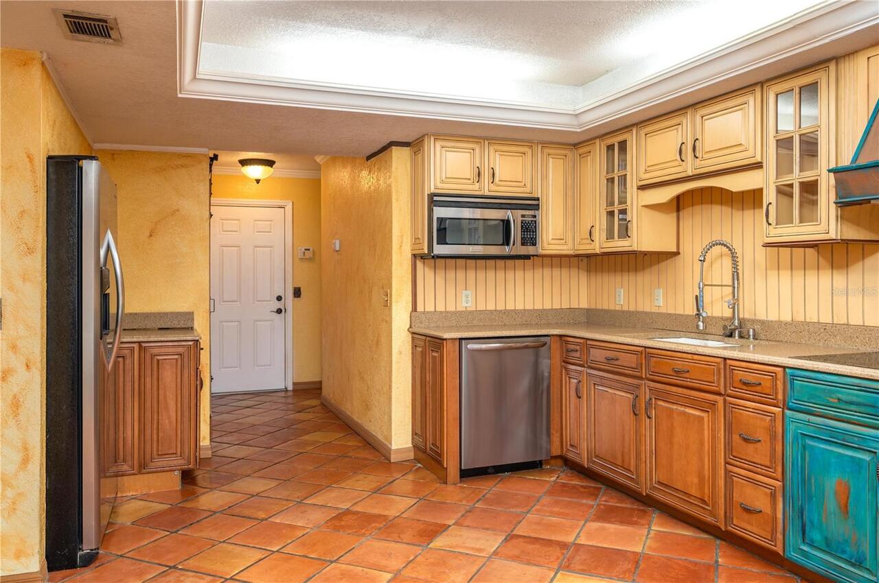 Listing Photo 15