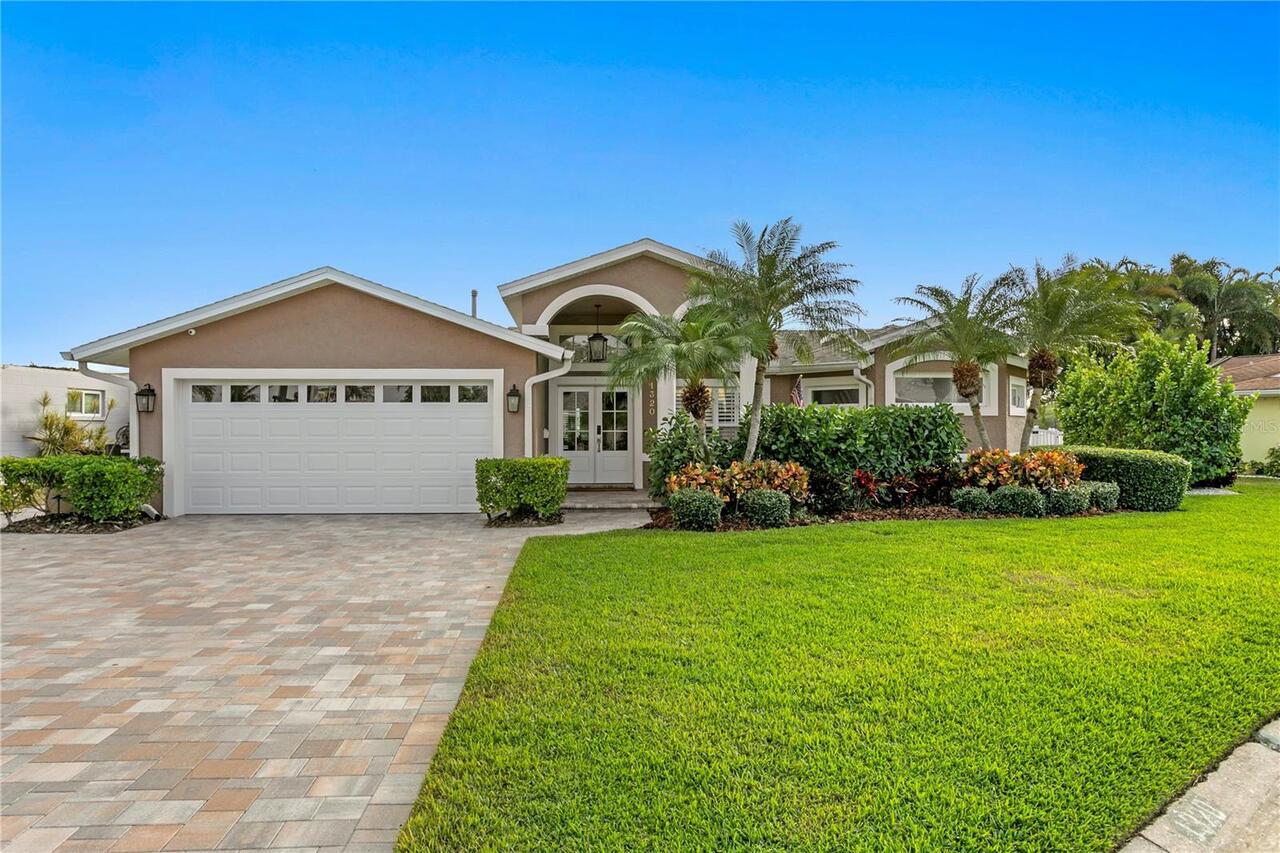 St Petersburg Real Estate
