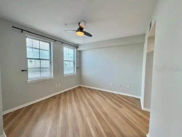 Listing Photo 9