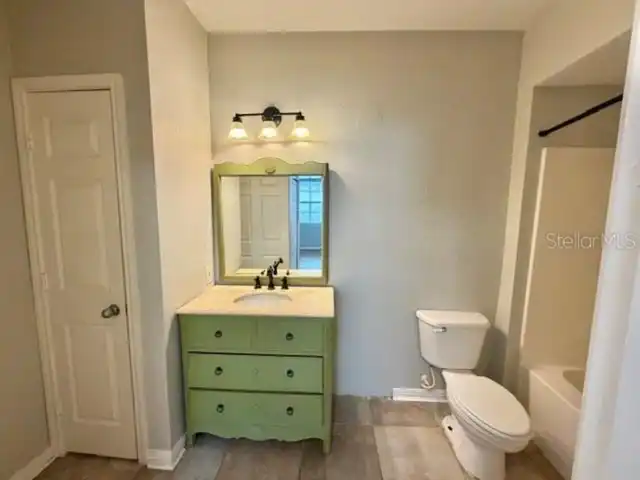 Listing Photo 16