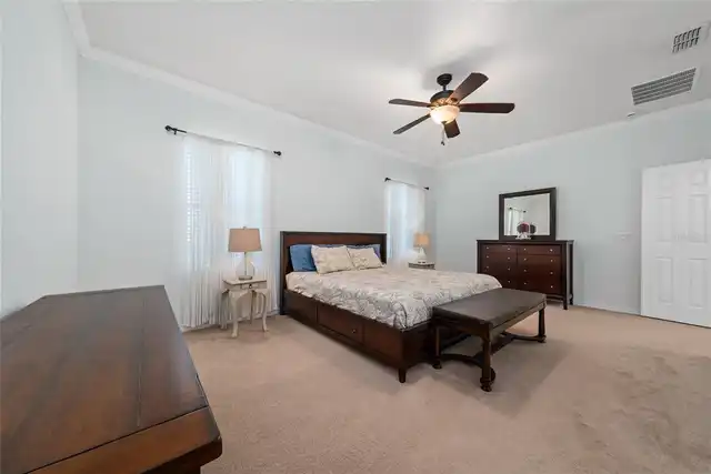 Listing Photo 37