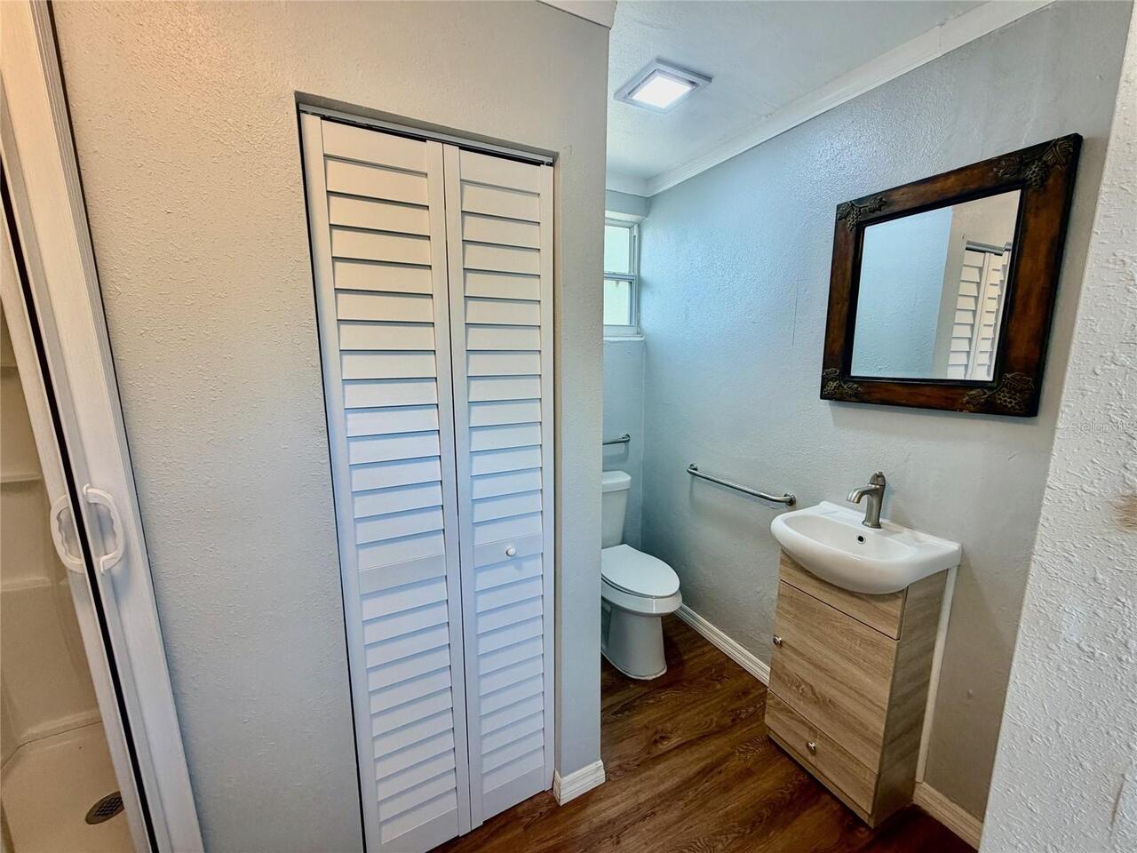 Listing Photo 9