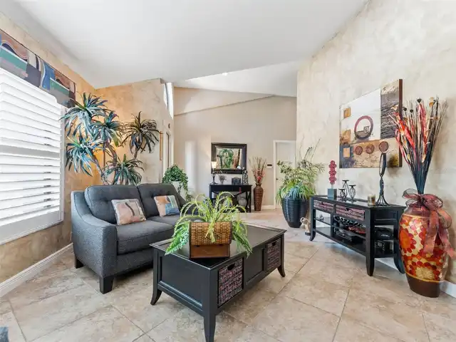 Listing Photo 13