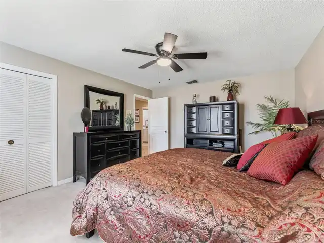 Listing Photo 34