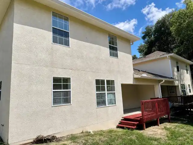 Listing Photo 12