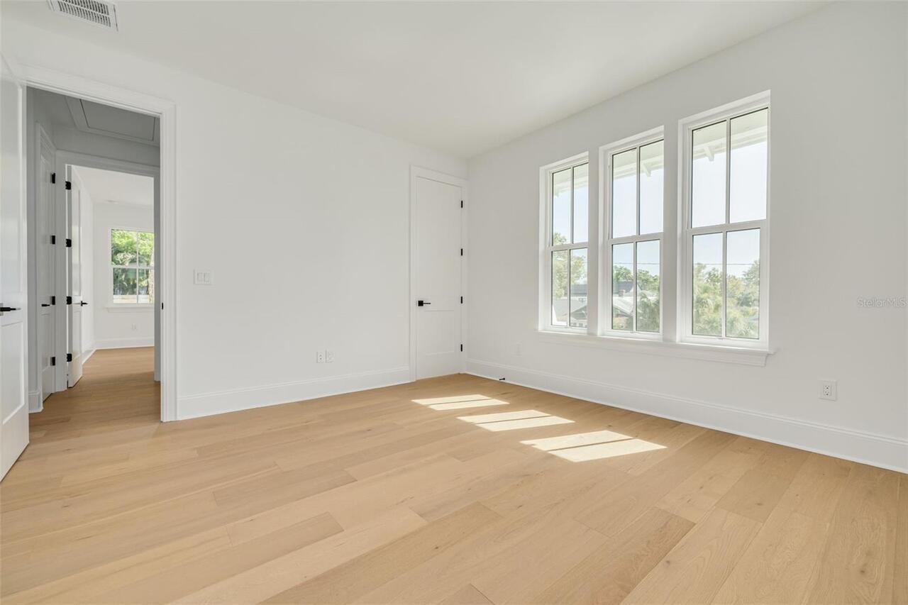 Listing Photo 28