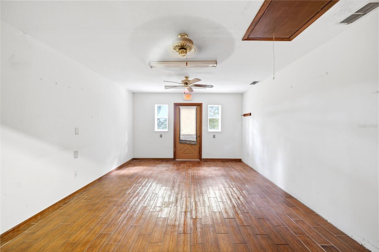 Listing Photo 22