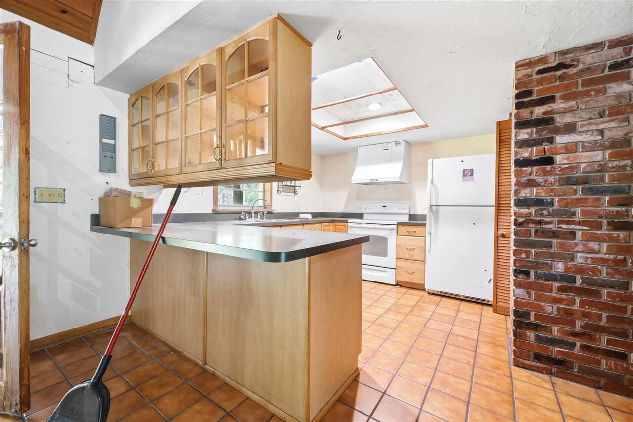 Listing Photo 43