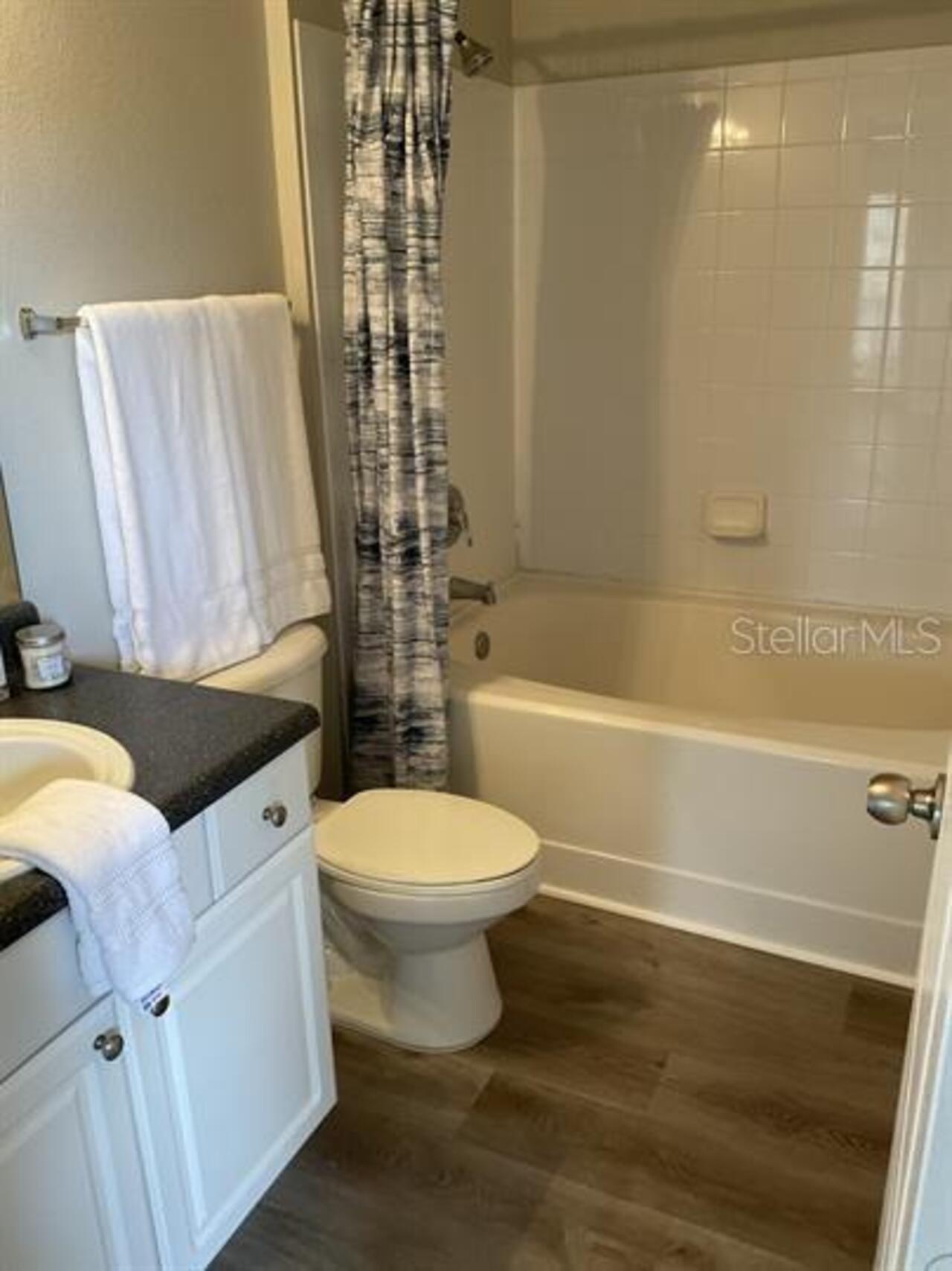 Listing Photo 10