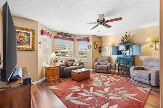 Listing Photo 21