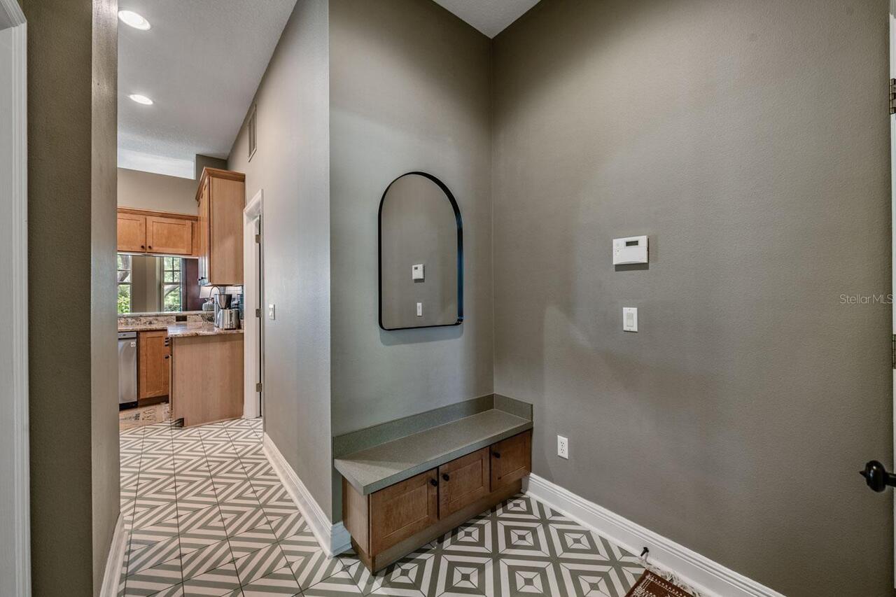 Listing Photo 16